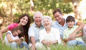 familia-reunida-e-feliz