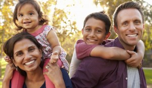 familia-com-dois-filhos